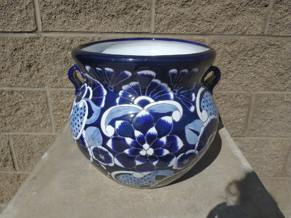 Michoacana Urn Blue and White 15x13