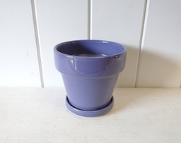 Standard Pot w/ Attached Saucer